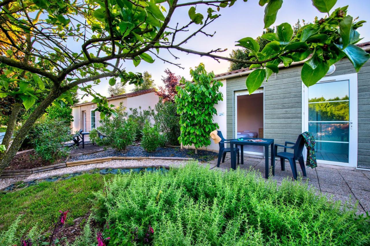 Olydea Les Epesses Hotel Exterior photo