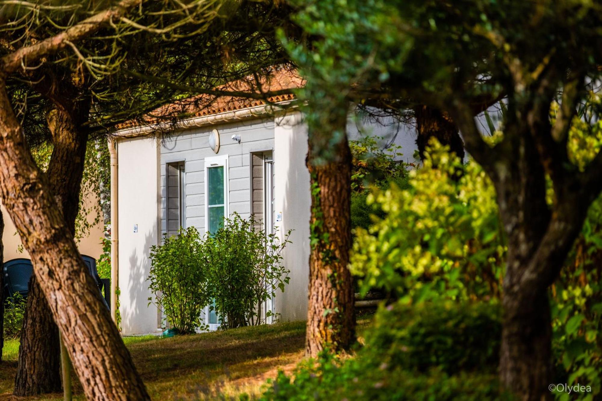 Olydea Les Epesses Hotel Exterior photo